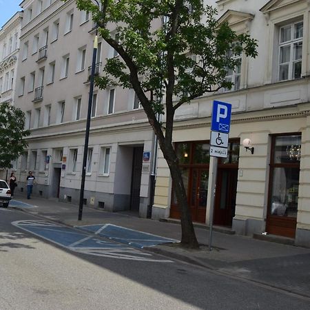 Be My Guest - Hoza Studio - Pkin Super Centrum Metro Wi-Fi Breakfast Warsawa Bagian luar foto