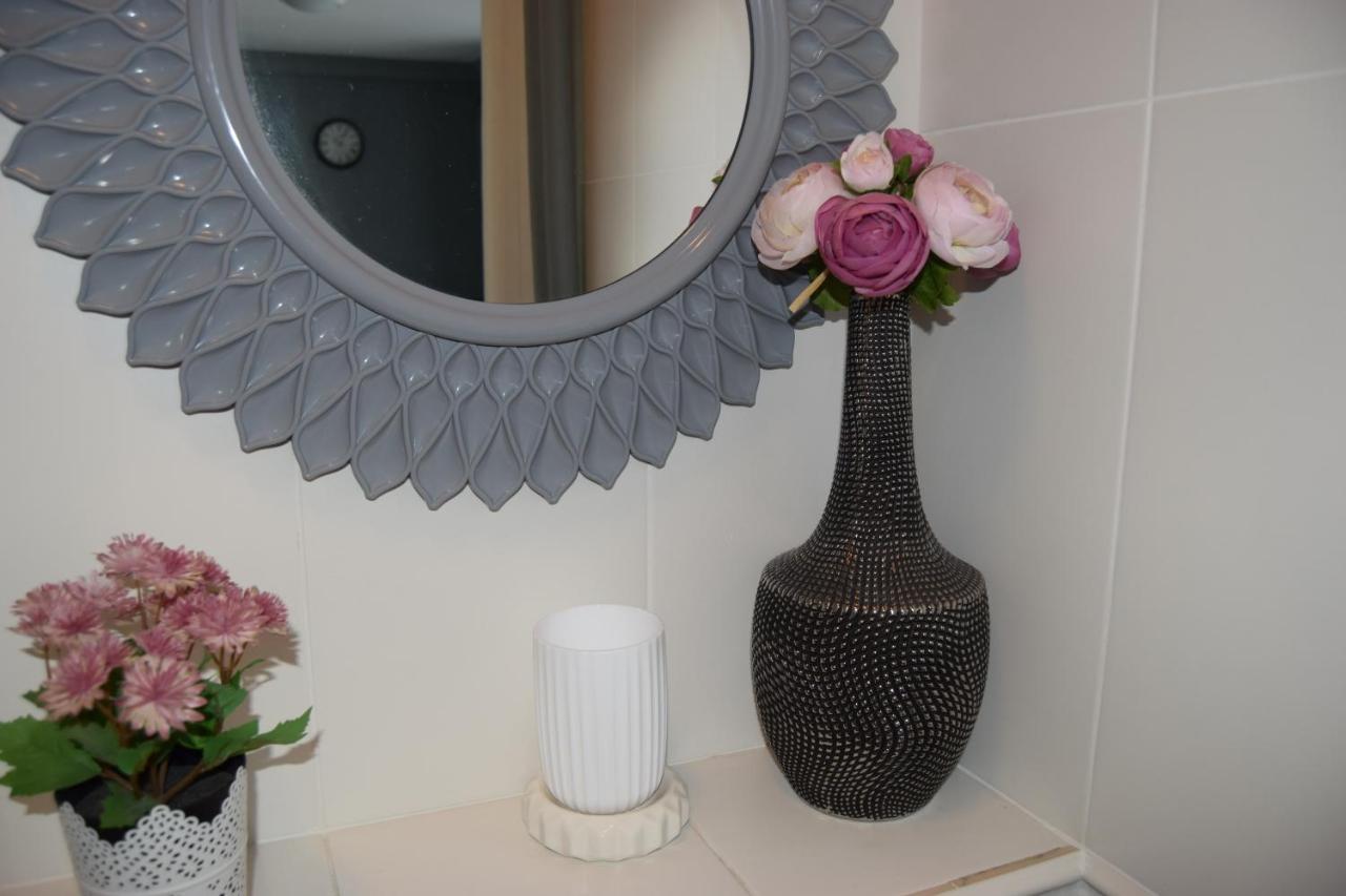 Be My Guest - Hoza Studio - Pkin Super Centrum Metro Wi-Fi Breakfast Warsawa Bagian luar foto