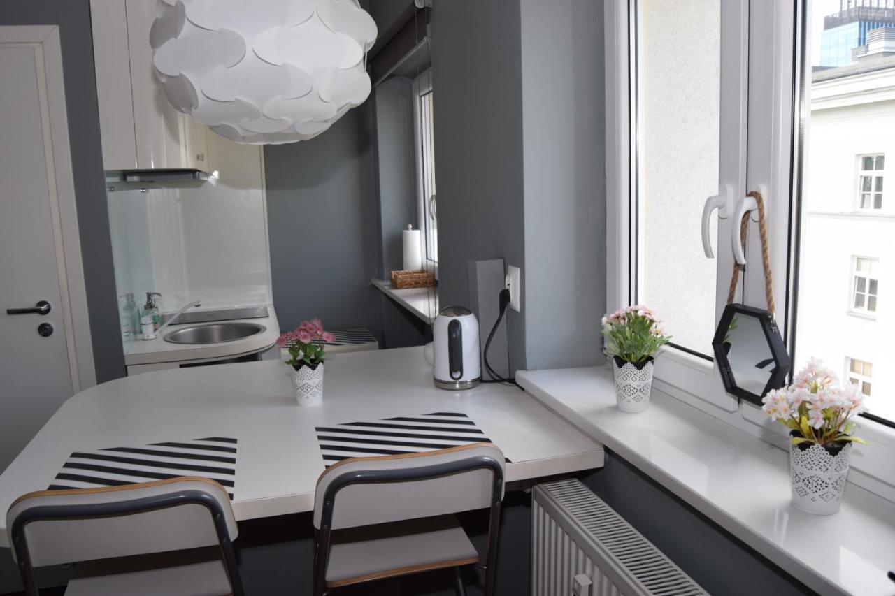 Be My Guest - Hoza Studio - Pkin Super Centrum Metro Wi-Fi Breakfast Warsawa Bagian luar foto